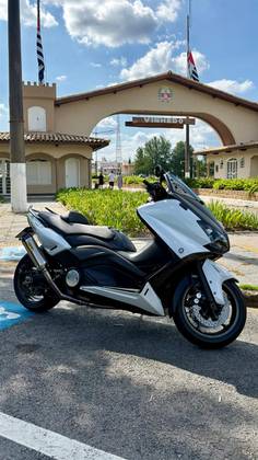 YAMAHA TMAX 